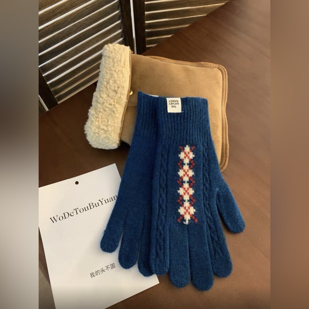 Geometric Pattern Knitted Warm Winter Gloves
